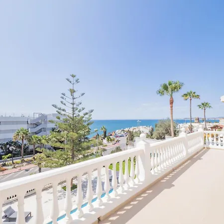 Cubo's Front Villa Benalmadena