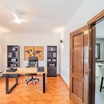 Cubo's Front בנאלמדנה